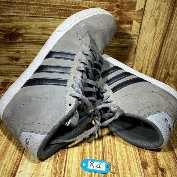 ADIDAS DAILY MID HIGH NEO  GREY NEON size 10,5 - Picture 1 of 7